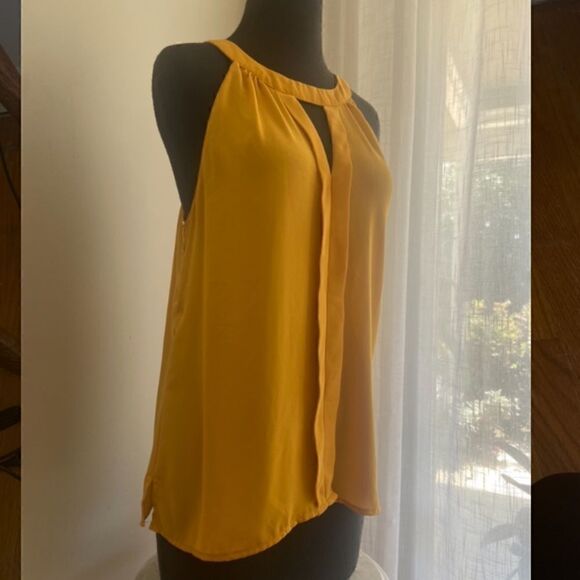 Milk & Honey tank top Blouse - Picture 1 of 15